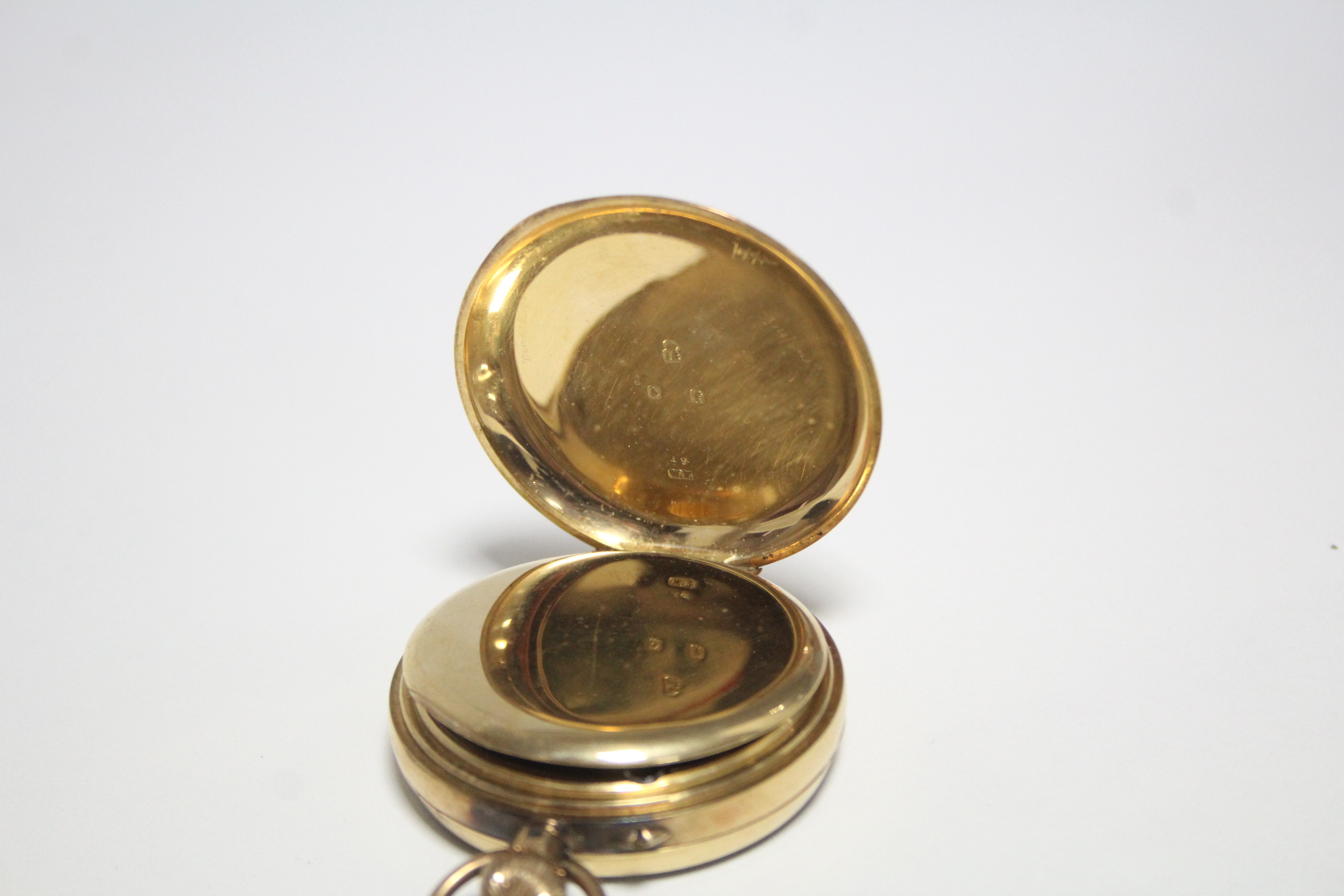 An Edwardian 18ct. gold gent’s open-face pocket watch, the white enamel dial with black roman - Image 3 of 3