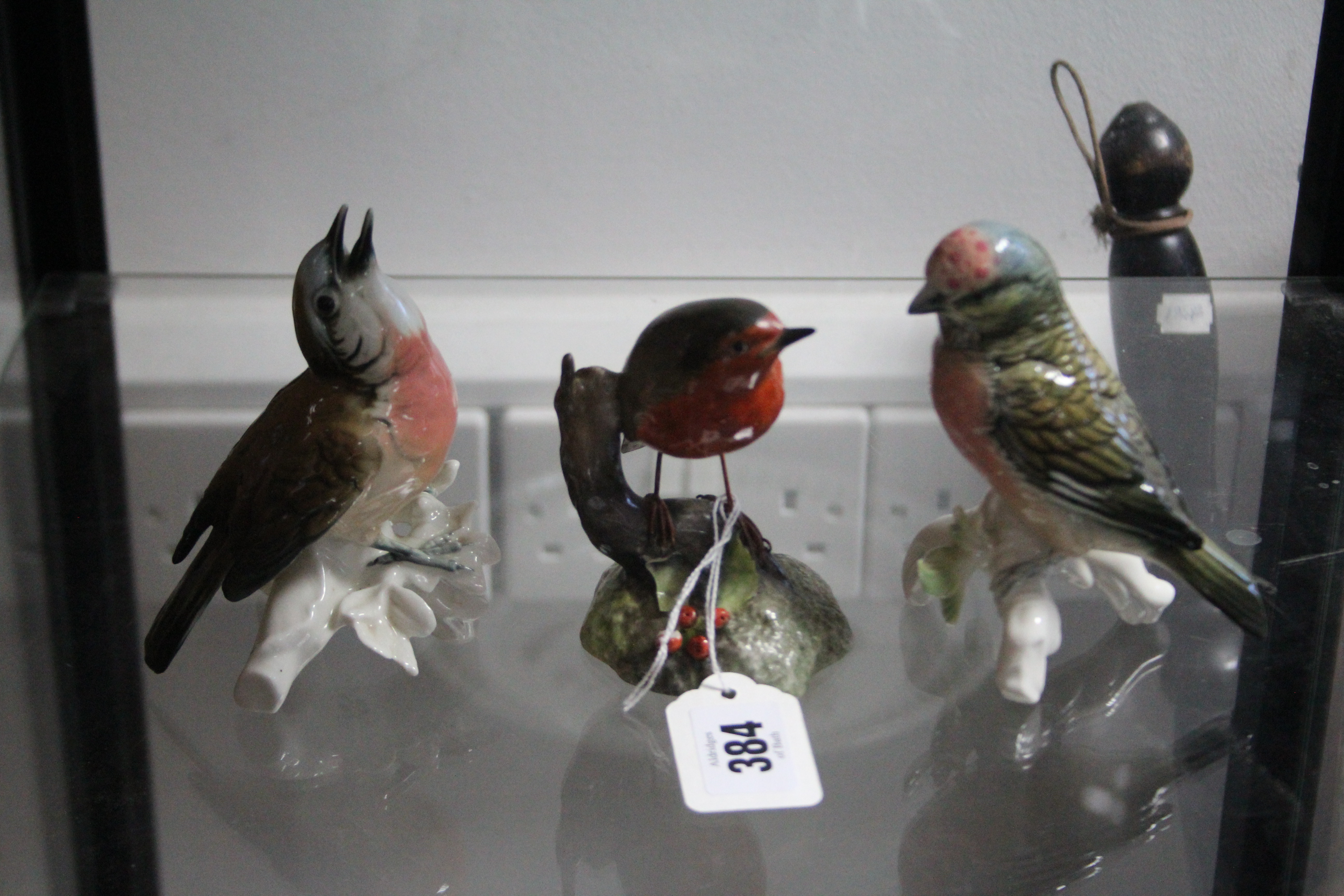 A Royal Crown Derby bone china “Robin” ornament; & various other items of decorative china.