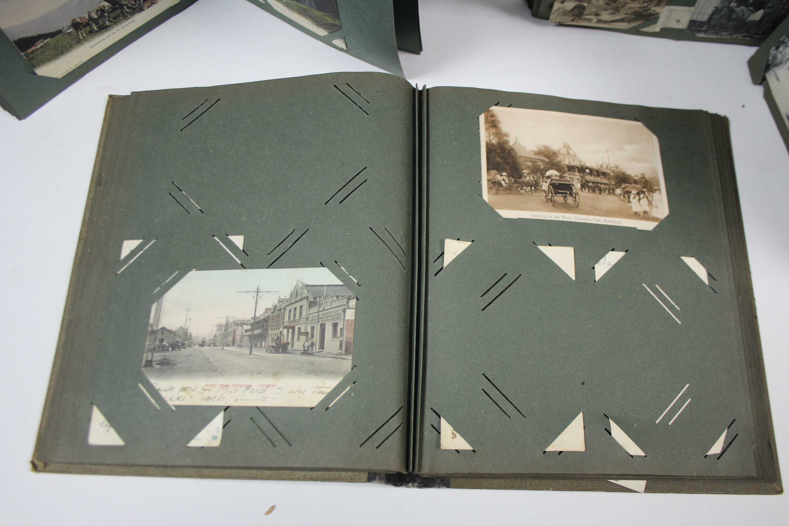 An early 20th century postcard album containing 100 views of U. S. A., Mexico, Madeira, North & - Image 6 of 10