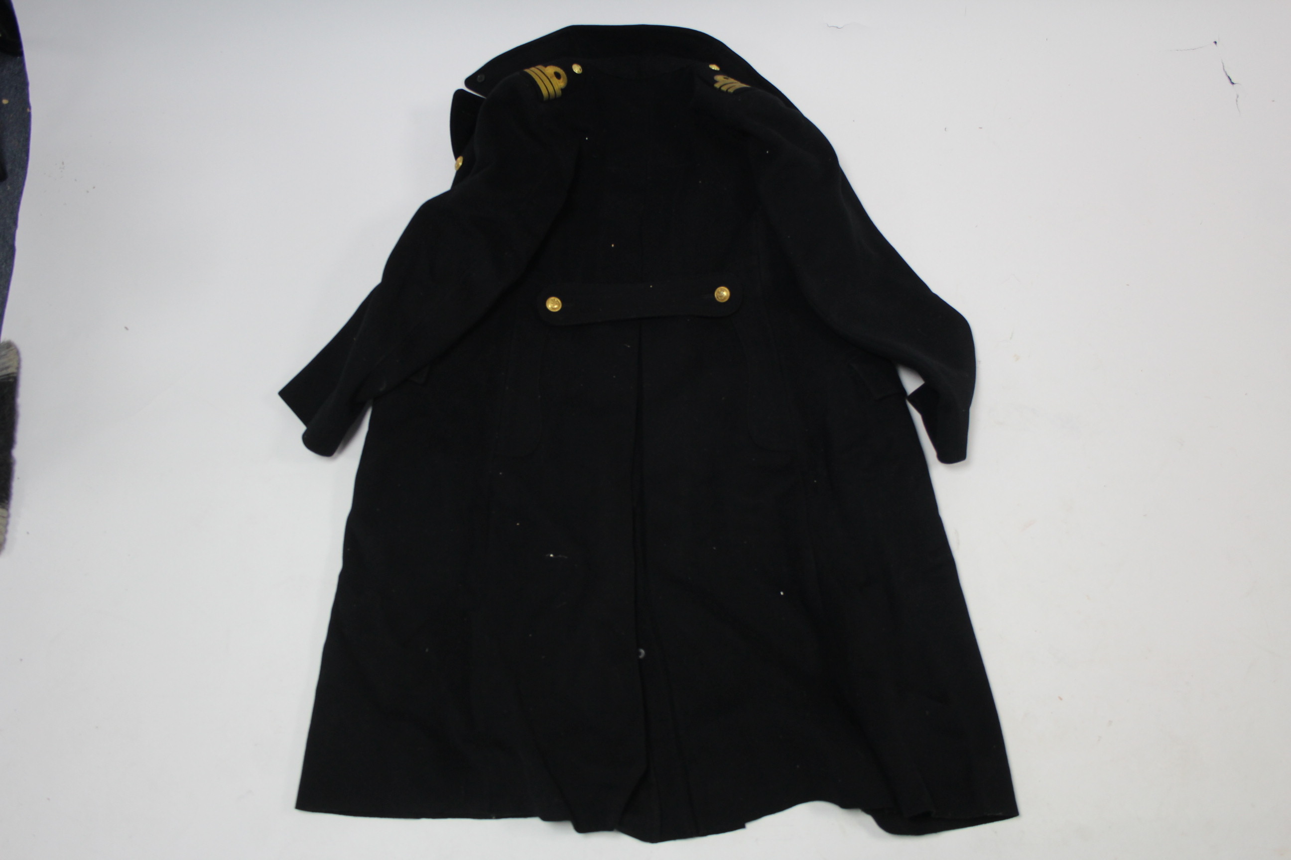 A British Royal Navy commander’s overcoat. - Image 6 of 6