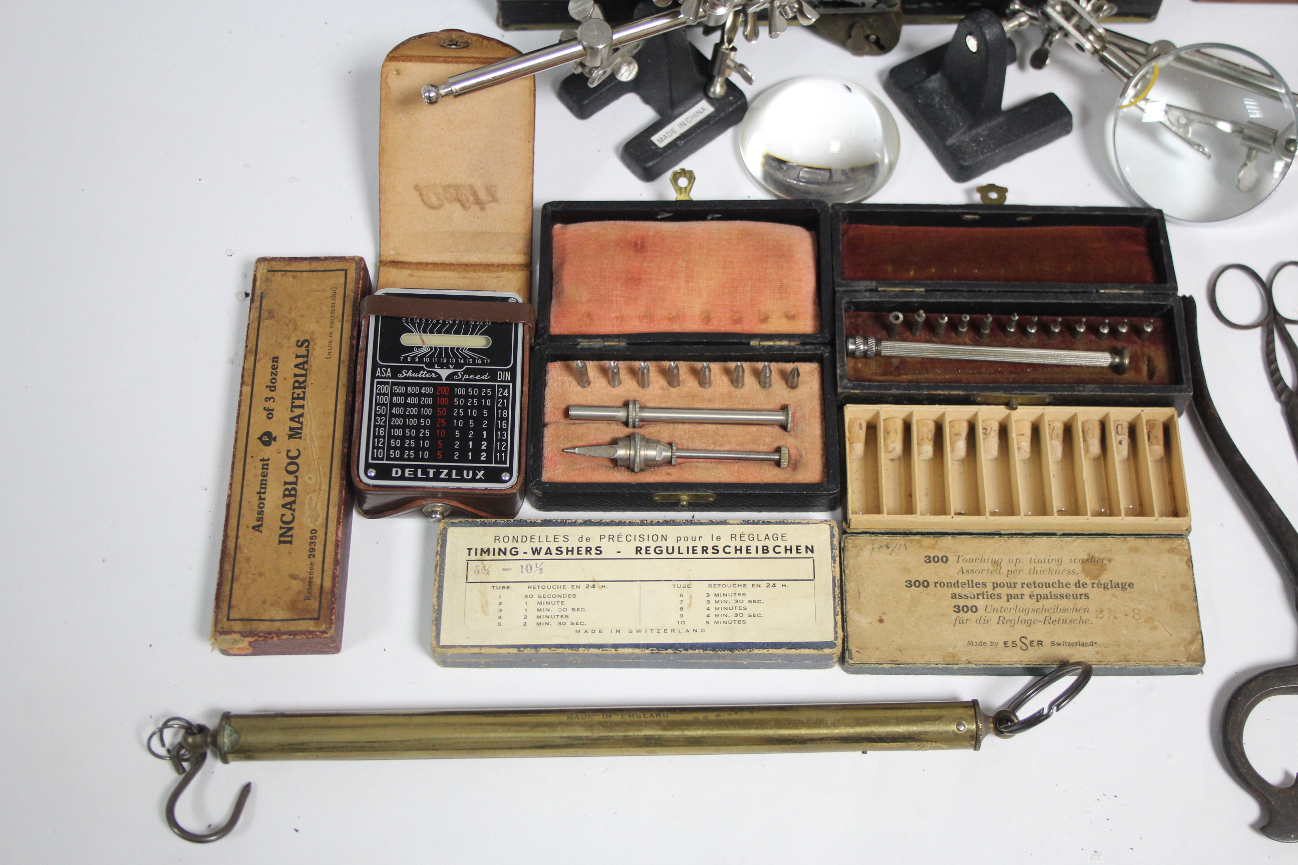 A stereoscope hand-held card viewer; various drawing instruments; a pair of Tronic field glasses, - Image 2 of 4