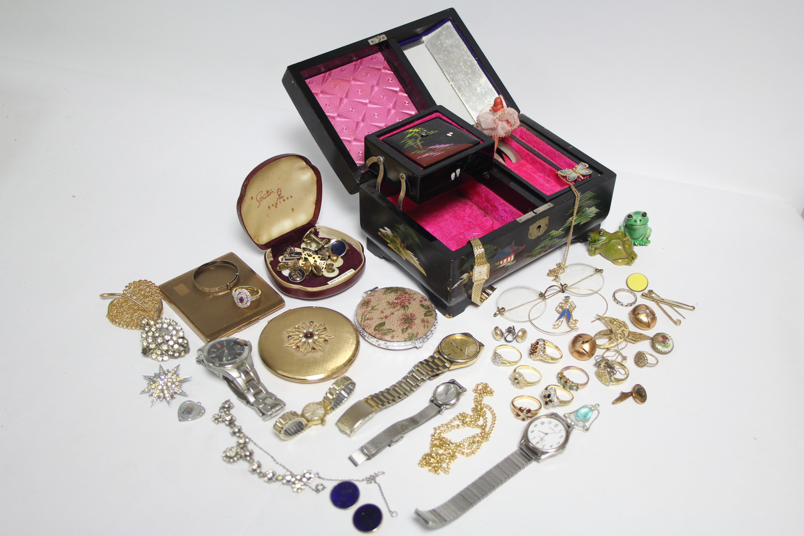 Five various wristwatches; three compacts; & various items of costume jewellery.