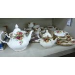 Royal Albert china Old Country Rose pattern teaware: to include a teapot 11