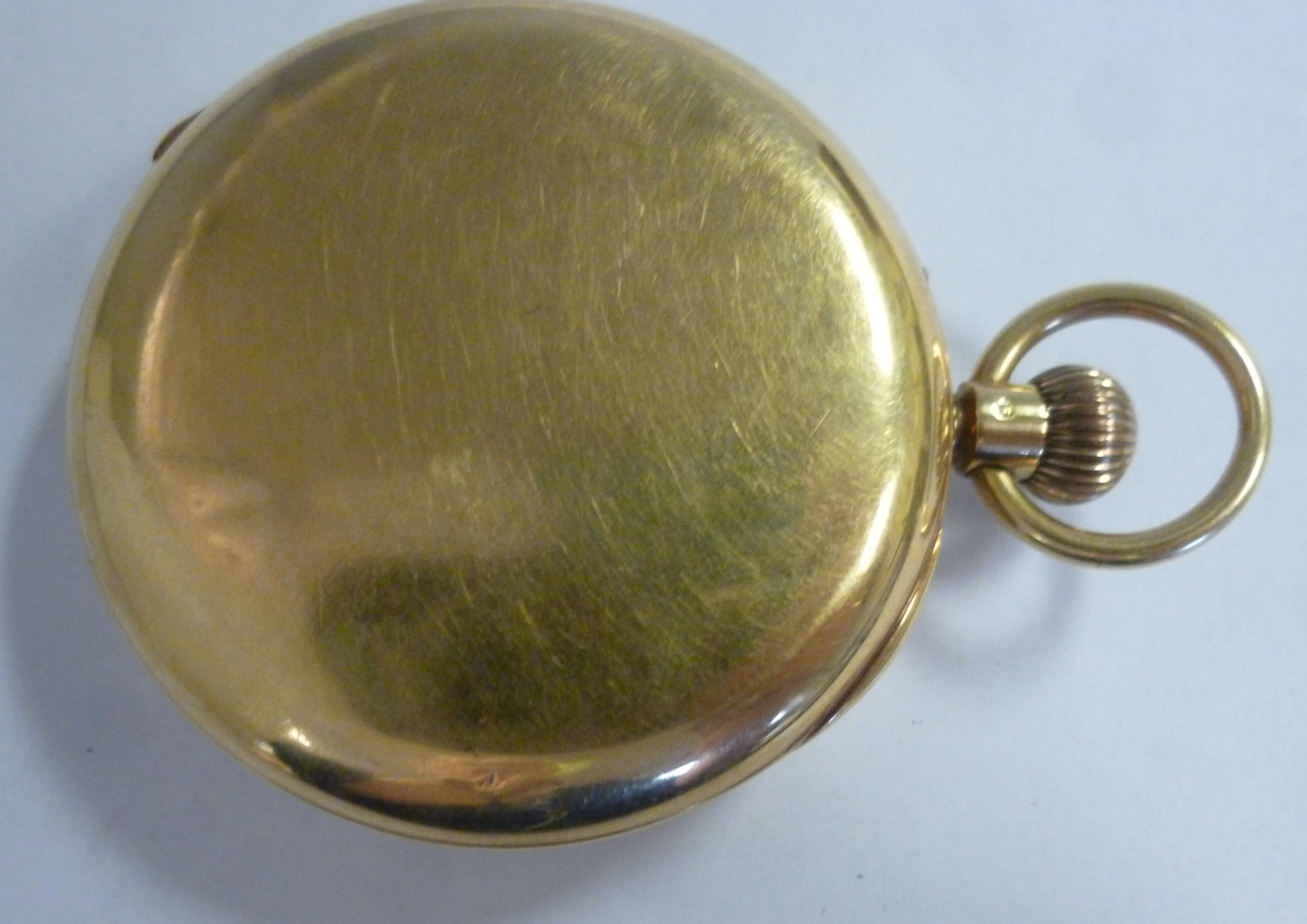 An 18ct gold cased half hunter pocket watch with engraved black enamelled Roman numerals around the - Image 6 of 6