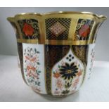 A Royal Crown Derby bone china Old Imari pattern Gardenia planter 5.