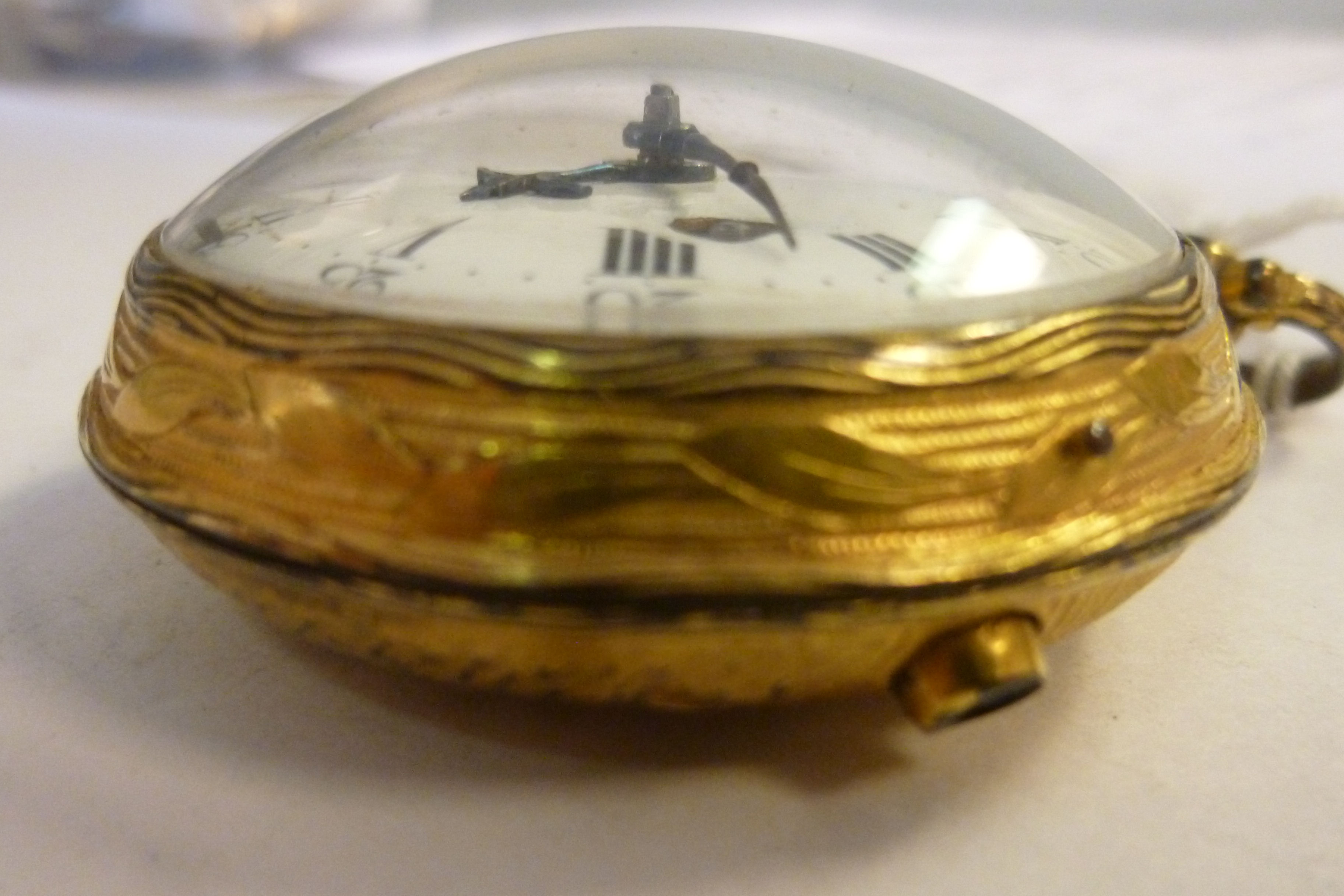 An early 19thC engraved and chased gilt metal cased pocket watch, the fusee movement inscribed Ja. - Image 7 of 7