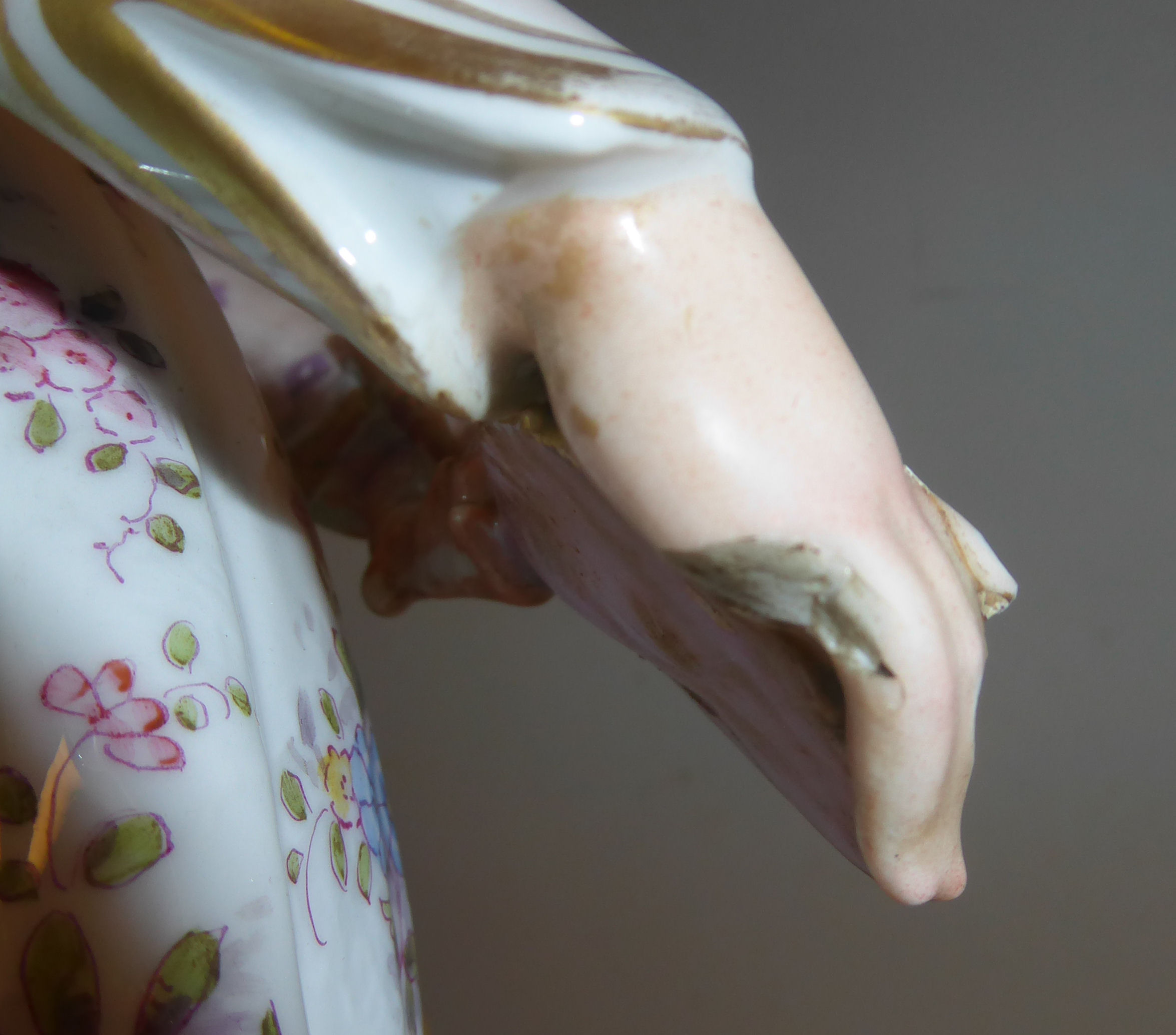 A pair of late 19thC Continental porcelain figures, - Image 12 of 12