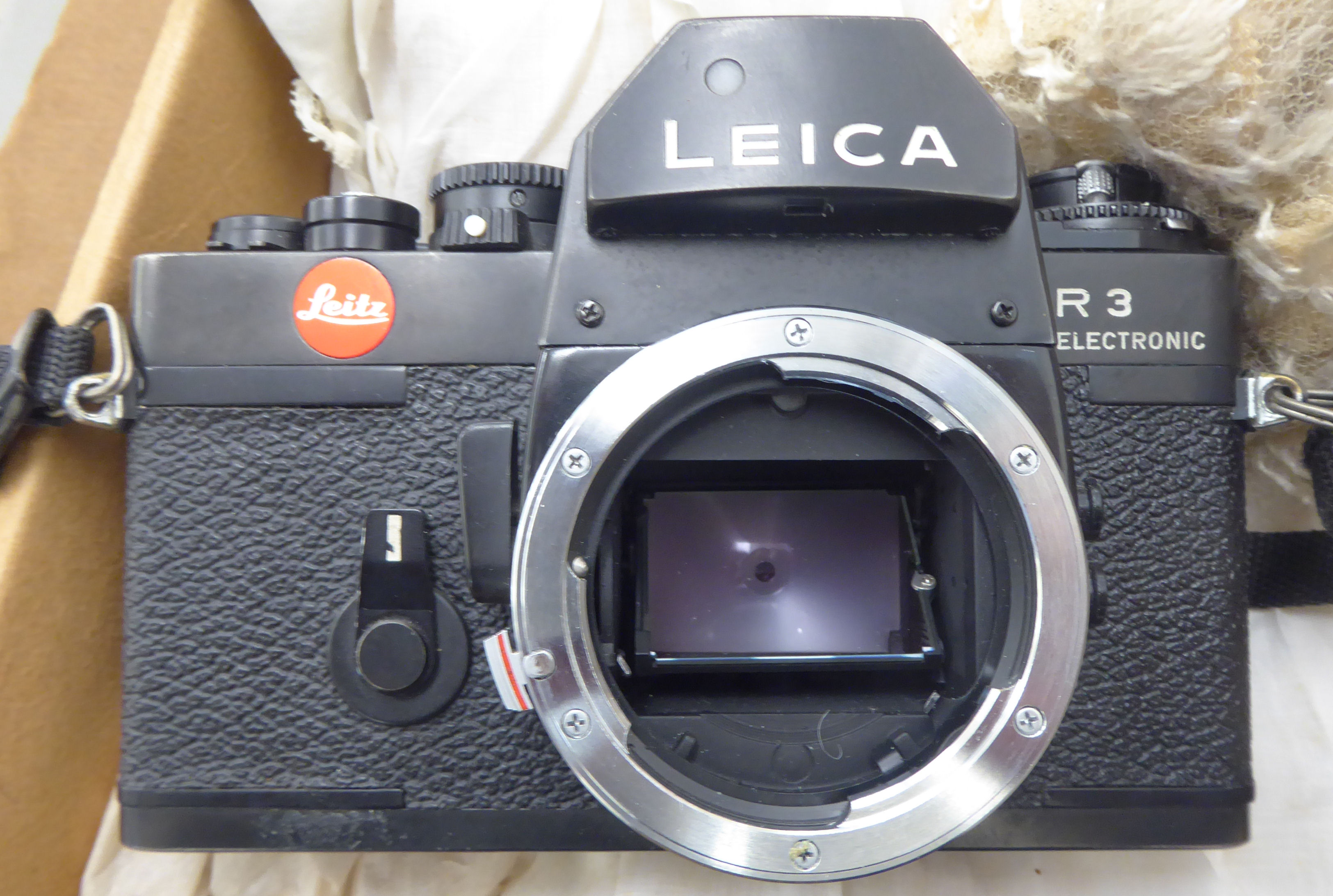 A 1976 Leica RC Electronic 35mm, No. - Image 9 of 10