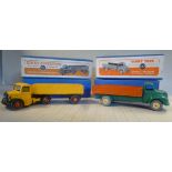 Two Dinky diecast models, viz. no.521 Bedford Articulated Lorry; and no.