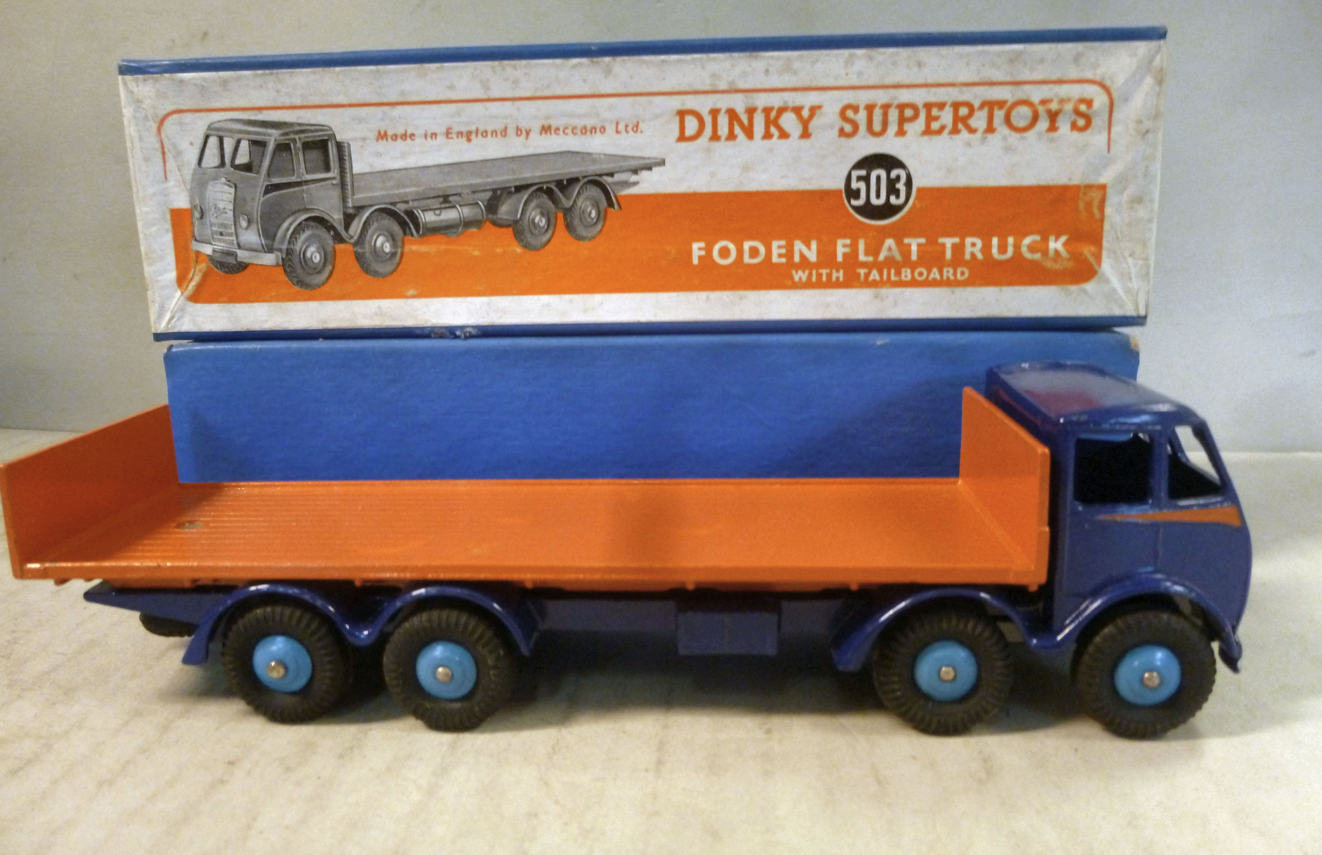 A Dinky diecast model no. - Image 2 of 6