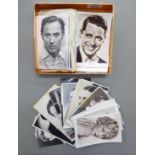 Uncollated 1920/30s photographs and postcards,