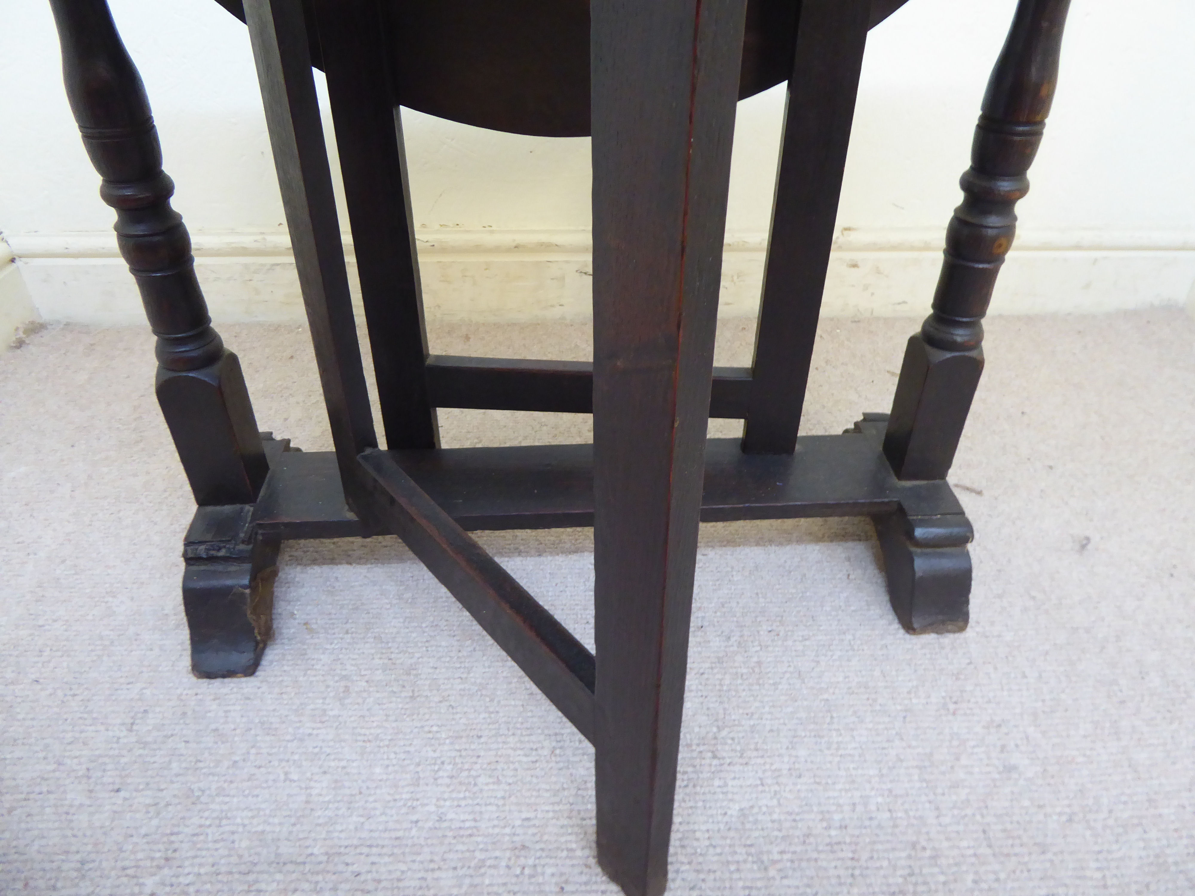 A late 18thC oak occasional table, the oval top with fall flaps, - Image 5 of 6