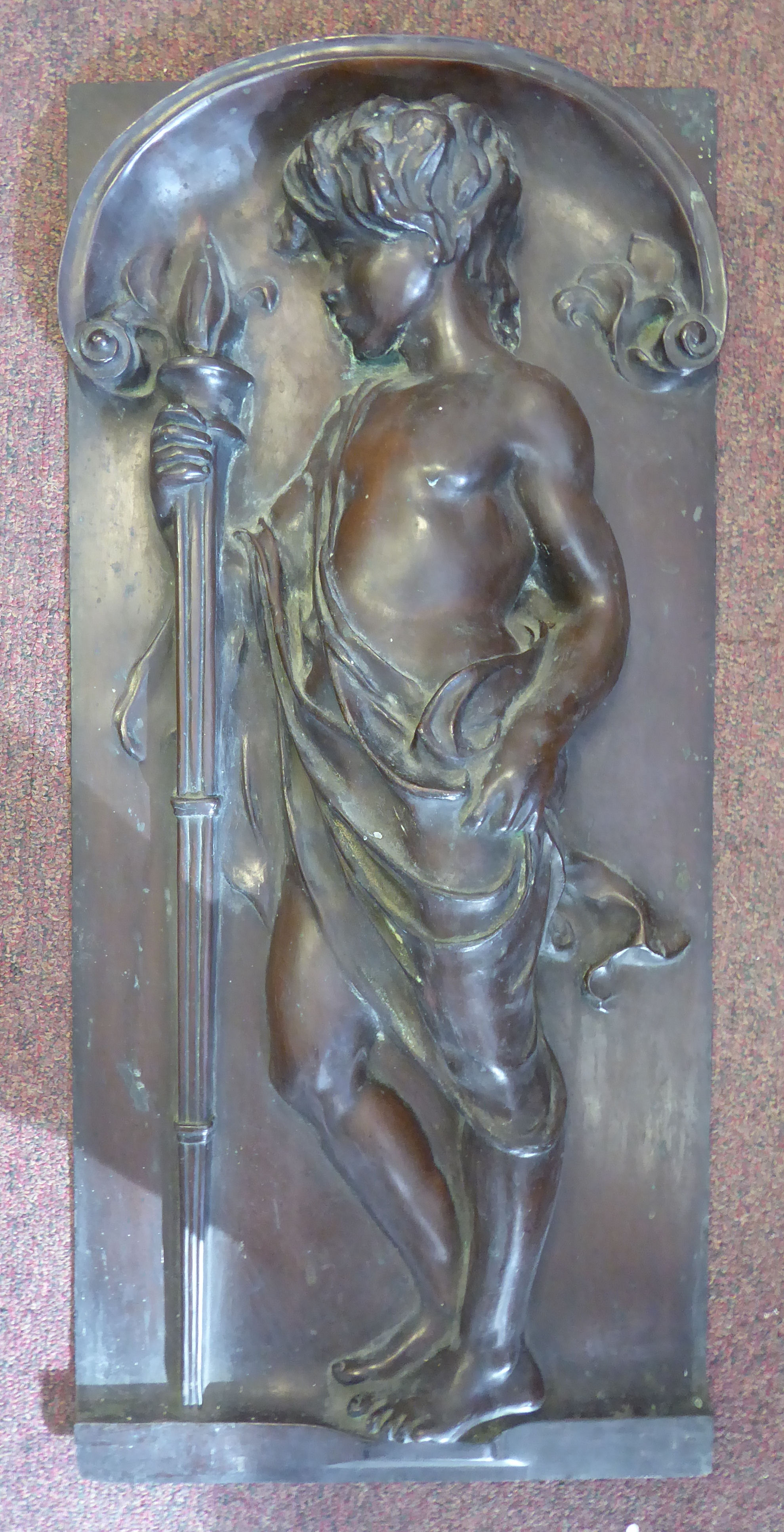 A pair of late 19thC cast and patinated bronze plaques, each depicting a boy wearing robes, - Image 6 of 10