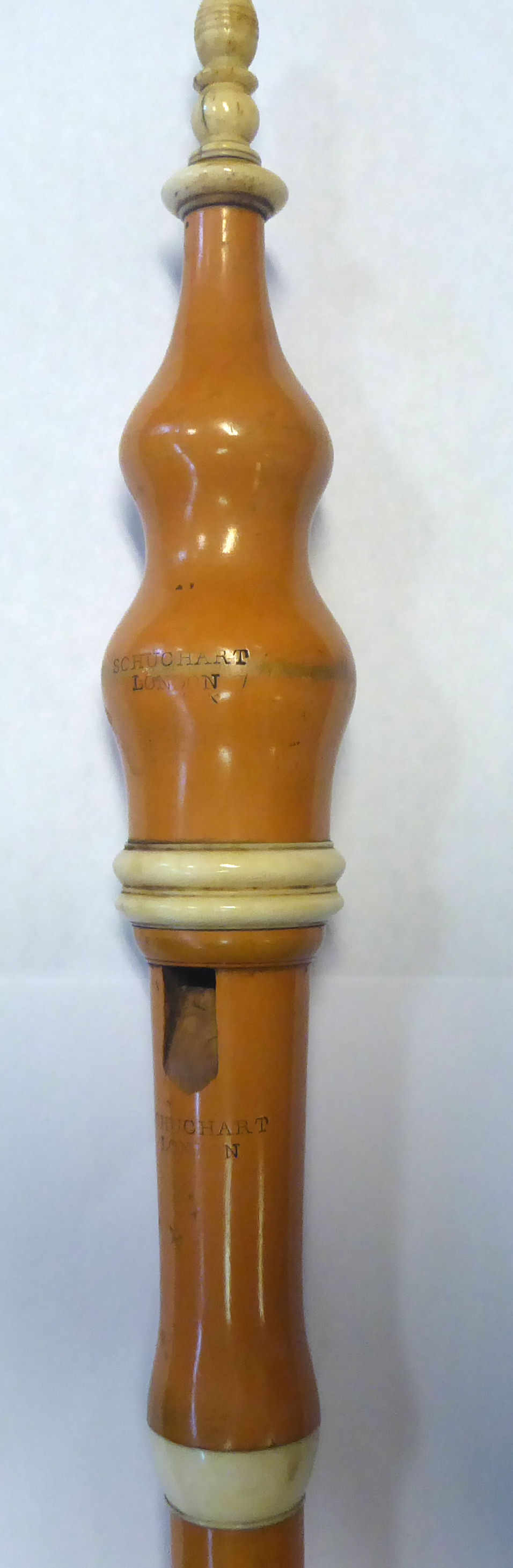 An early 19thC Schuchart of London lacquered beige/pink coloured turned wood and bone mounted - Image 3 of 10