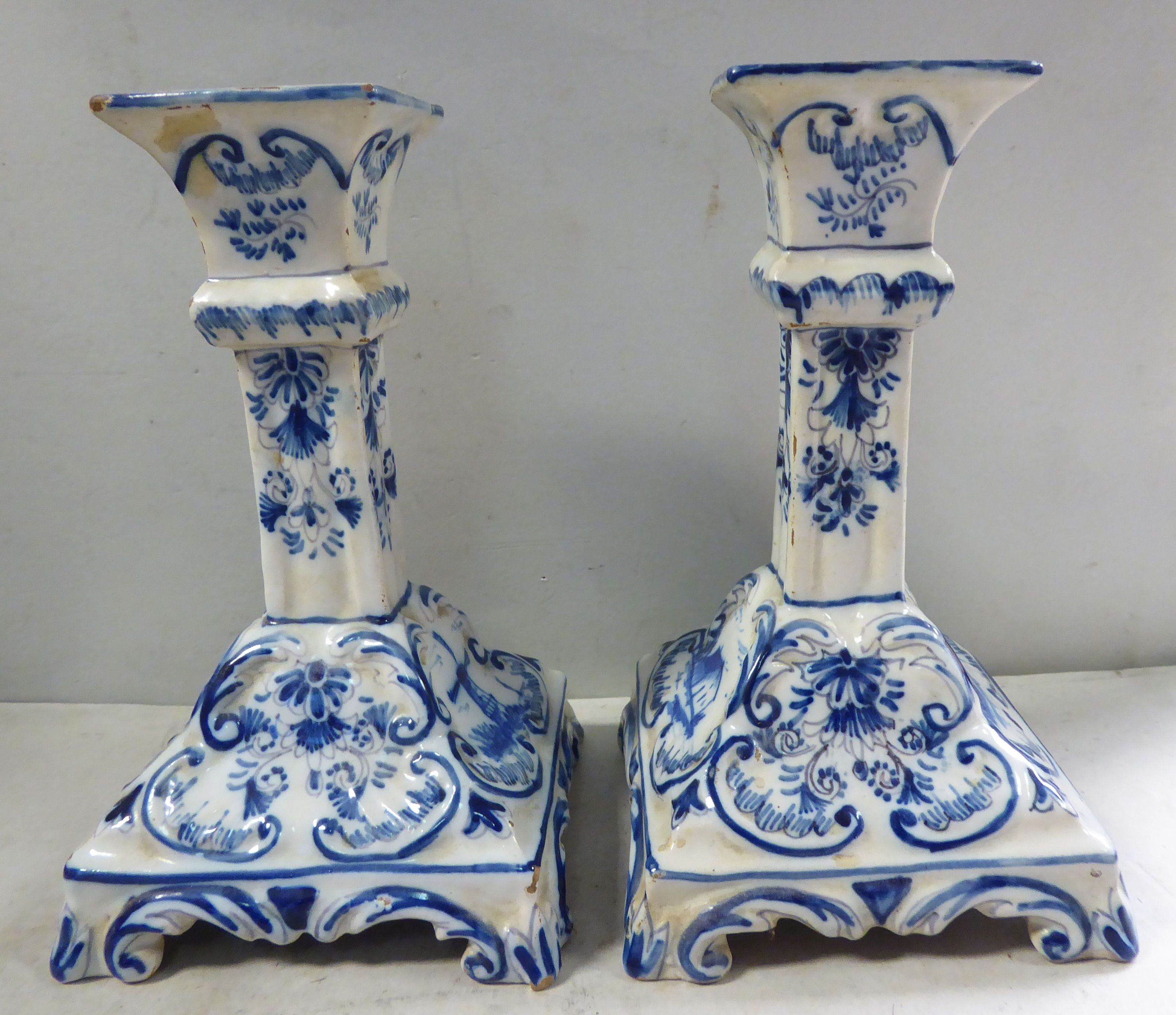 A pair of early Dutch Delft candlesticks, decorated in blue and white with flora and windmills 6. - Image 3 of 14