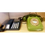 Two 1980s Telecoms handsets; a Septre 100,