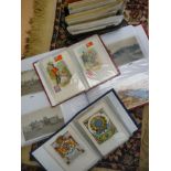 An uncollated collection of coloured and monochrome picture postcards OS4