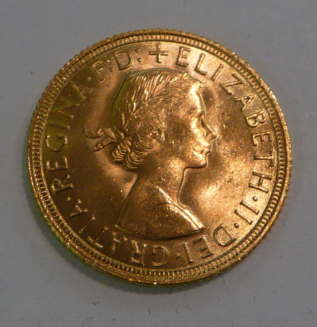 An Elizabeth II sovereign, - Image 2 of 2