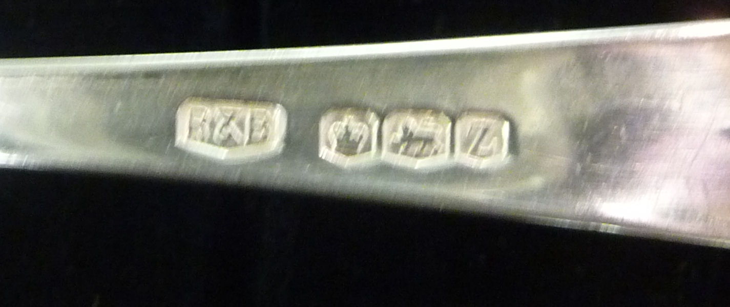 A set of six silver teaspoons Sheffield 1967 cased 11 - Image 2 of 2