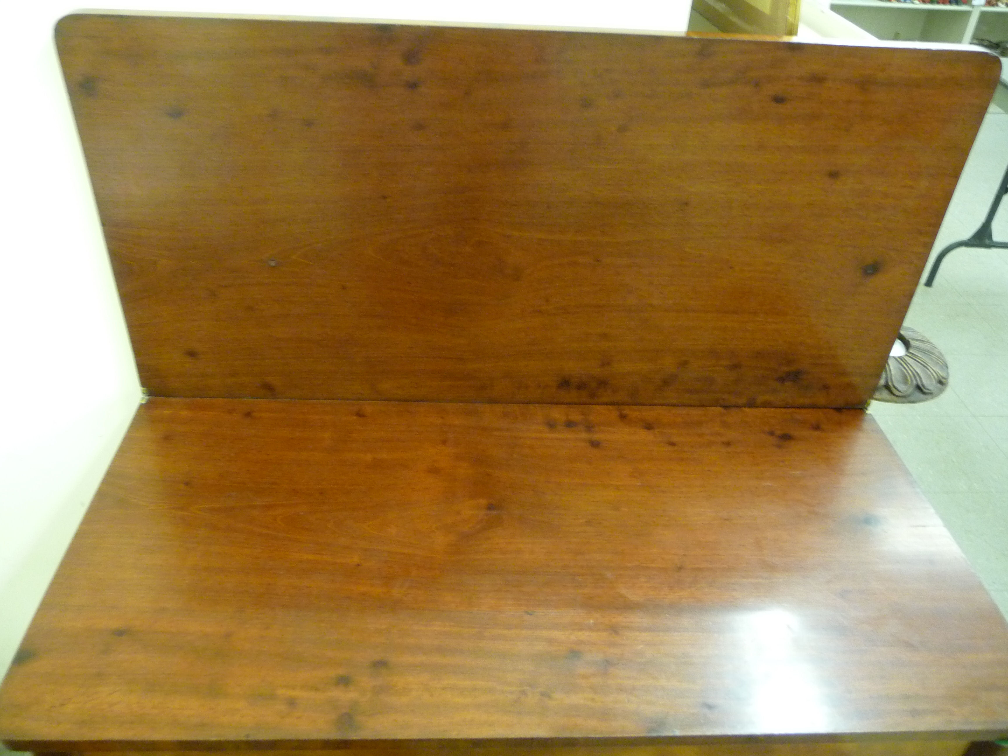 An early 19thC mahogany tea table with a rotating foldover top, raised on ring turned, - Image 3 of 3