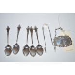 Five silver teaspoons and matching sugar tongs, by Robert Pringle,