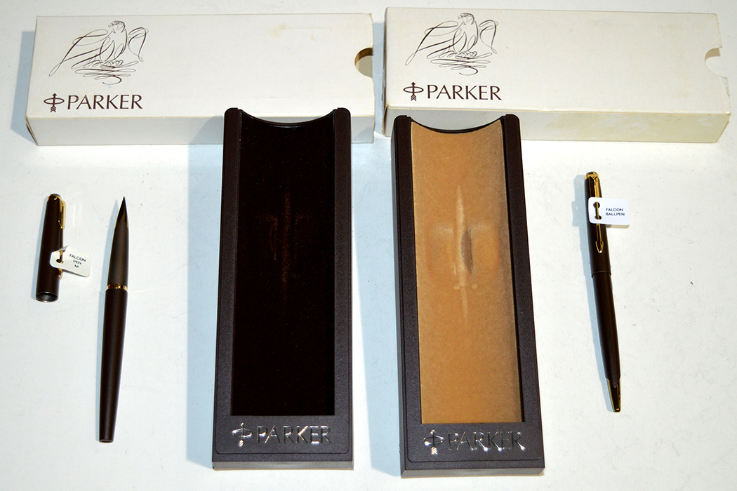 A Parker Falcon fountain and ballpoint pen set, in brown matte case, boxed.