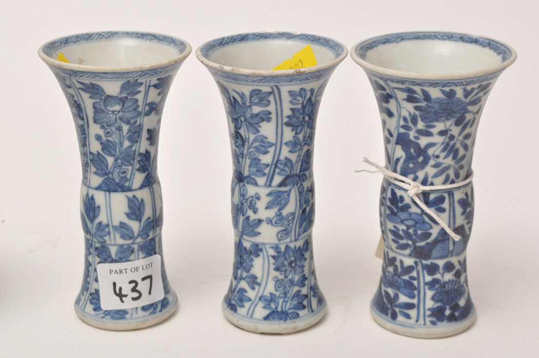 Five piece Chinese blue and white 'garniture' from the 'Vung Tau Cargo', - Image 7 of 10