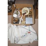 A box of sundry items,