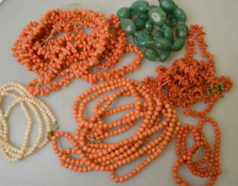 A graduated antique coral bead necklace