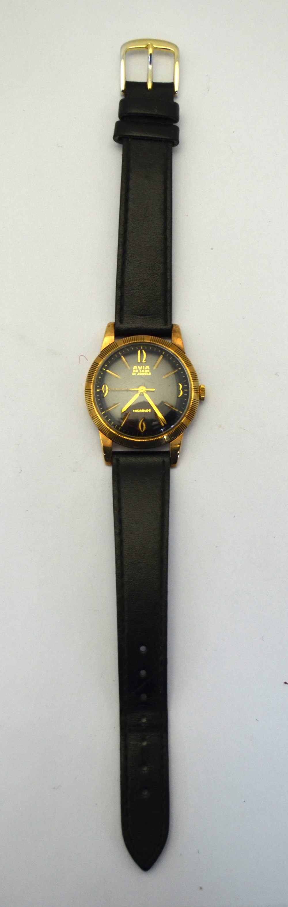 A Gentleman's 9ct gold Avia De Luxe wris - Image 2 of 3