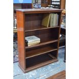 A pair of Edwardian mahogany open bookshelves with adjustable shelves