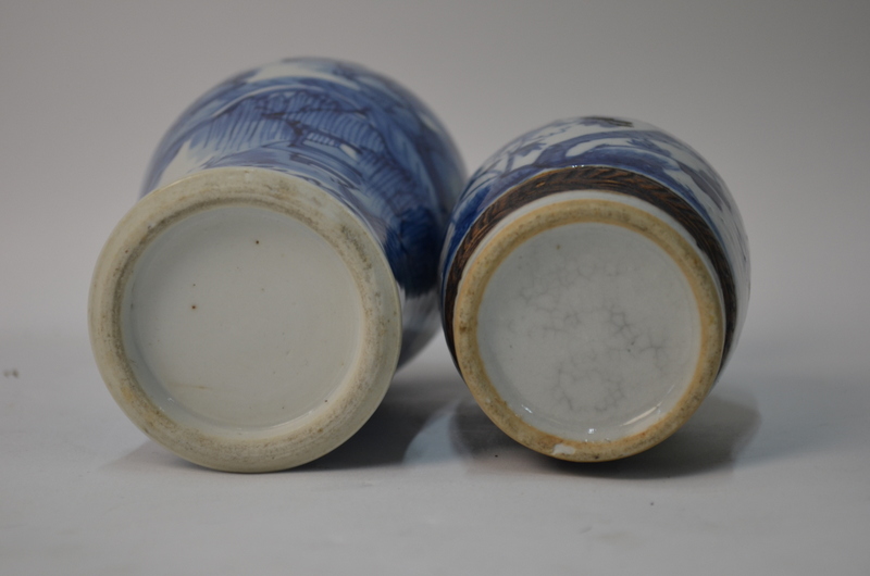 Six Chinese blue and white vases and a bitong, - Image 7 of 8