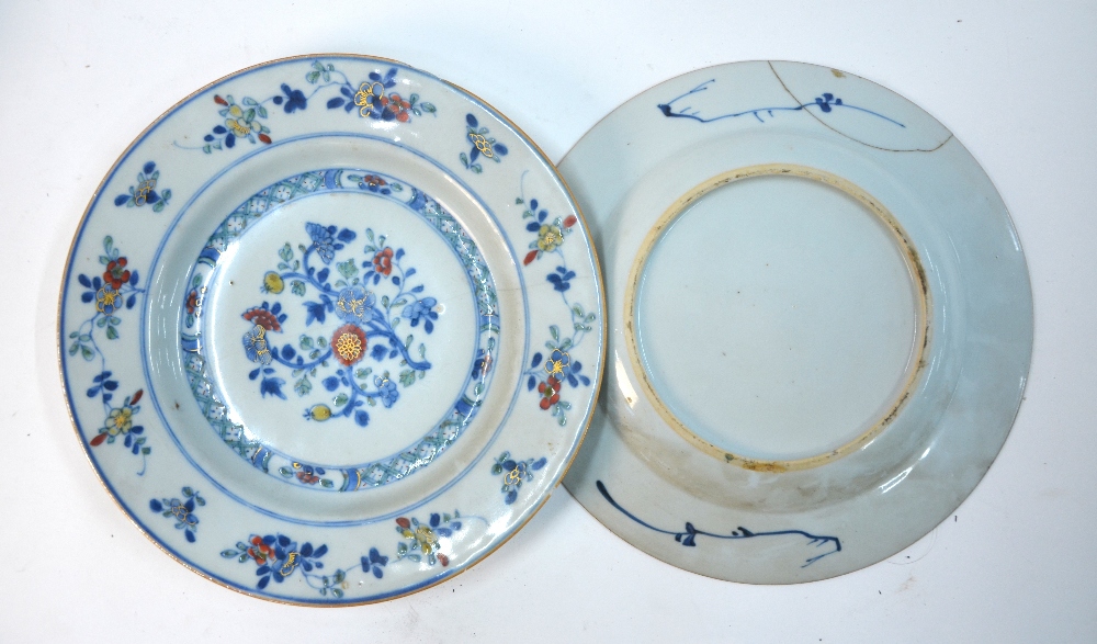 Eleven items of Chinese Export Porcelain, - Image 2 of 6