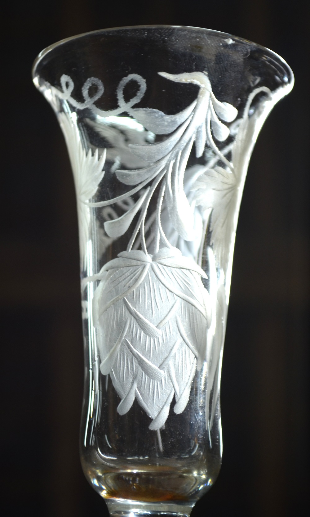 An 18th century ale glass, bell shaped bowl etched with a bird in flight, barley and hops, plain - Image 4 of 4