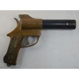 A WW2 US flare pistol by the International Flare Signal Co., Tippecahoe City, Ohio dated '44 (NB -