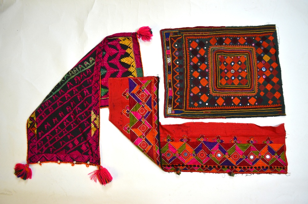 A quantity of Asian textiles, comprising: six various Shisha/Abhala Bharat decorated fabrics, - Image 4 of 5