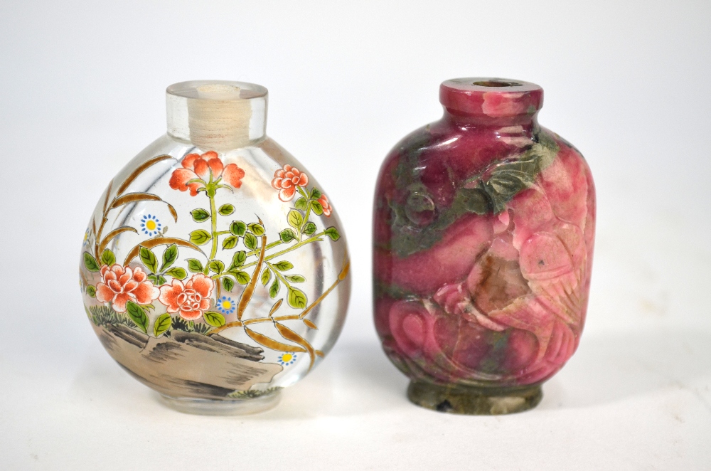 Five Chinese snuff bottles, - Image 2 of 11