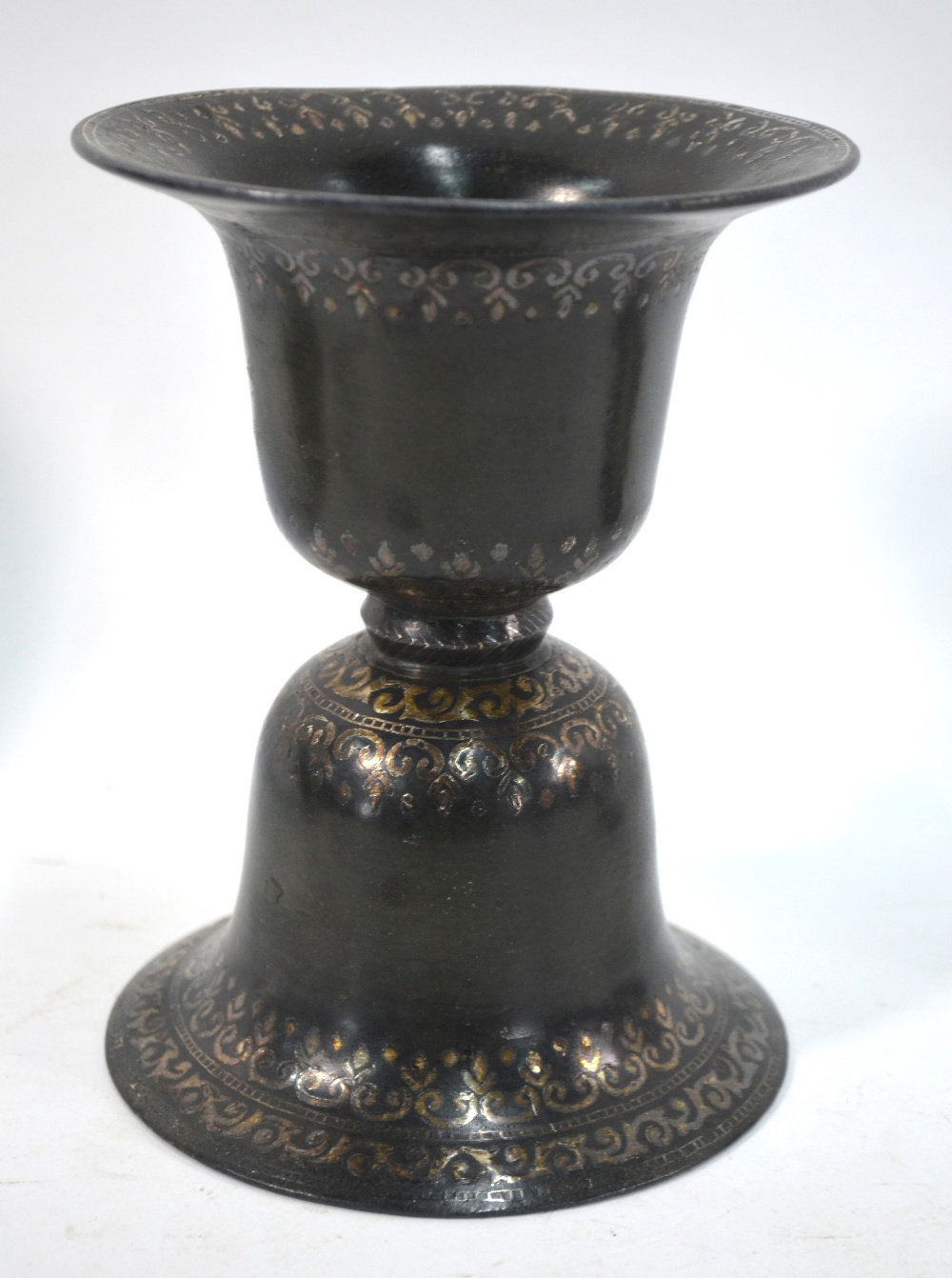 An Indian, Bidri ware huqqah base with with typical trumpet rim and bell-shaped base, 16. - Image 2 of 6