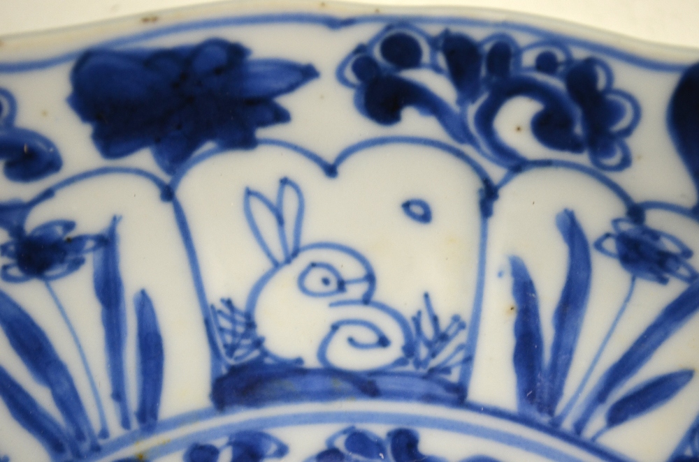 A Chinese porcelain blue and white dish - Image 3 of 5