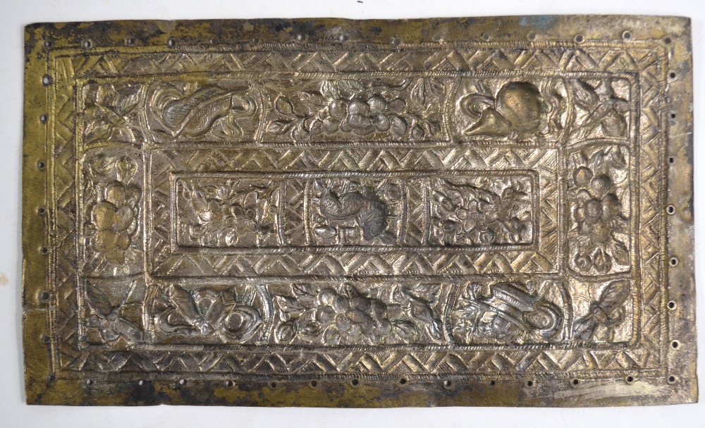 A pair of Peranakan gilt metal Bantal P - Image 3 of 6