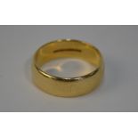 A 9ct D-shaped wedding band, approx 7 mm wide, size Y 1/2, approx 8.