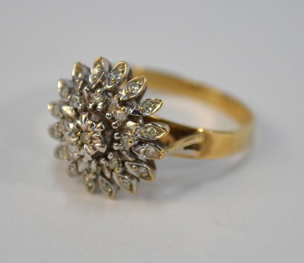 A 9ct gold three-tier cluster ring with - Image 6 of 9