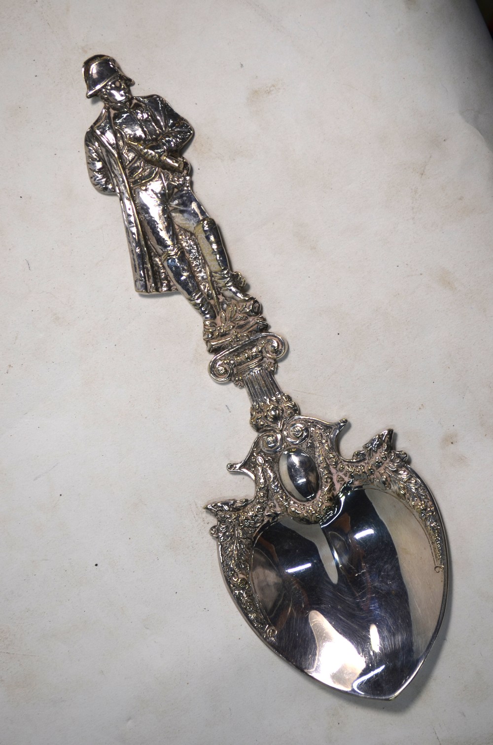 A pair of George III silver bright-cut sugar tongs, maker J.L. - Image 2 of 5