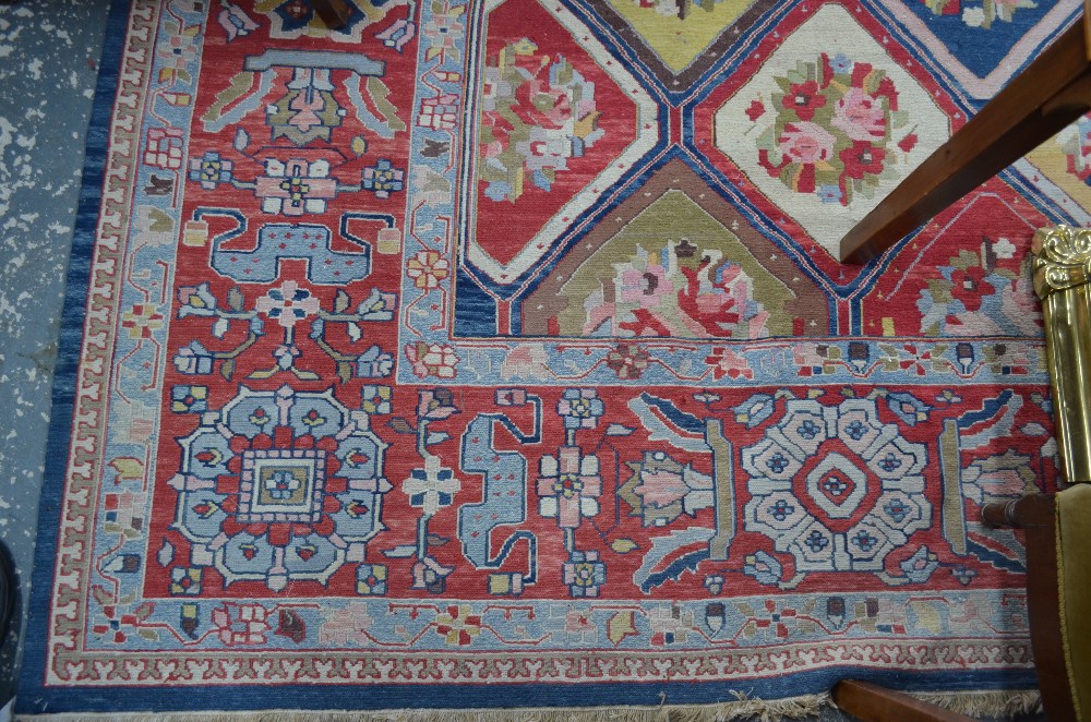 A large decorative handmade rectangular carpet of Baktiari design incorporating geometric tiles - Image 2 of 5