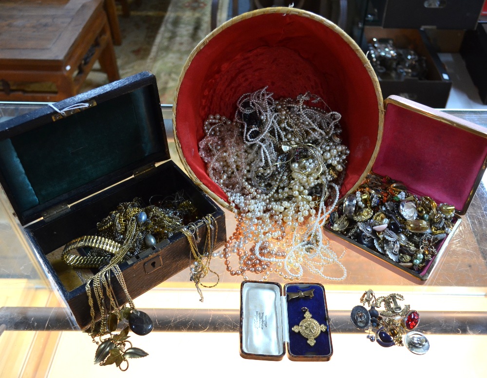 A large quantity of vintage costume and fashion jewellery including imitation pearls,