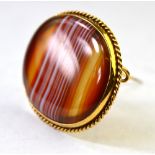 An oval banded agate brooch,