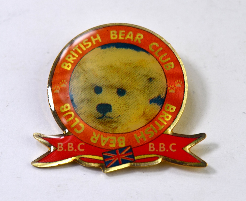 A paste set bear brooch with swivelling - Image 5 of 5