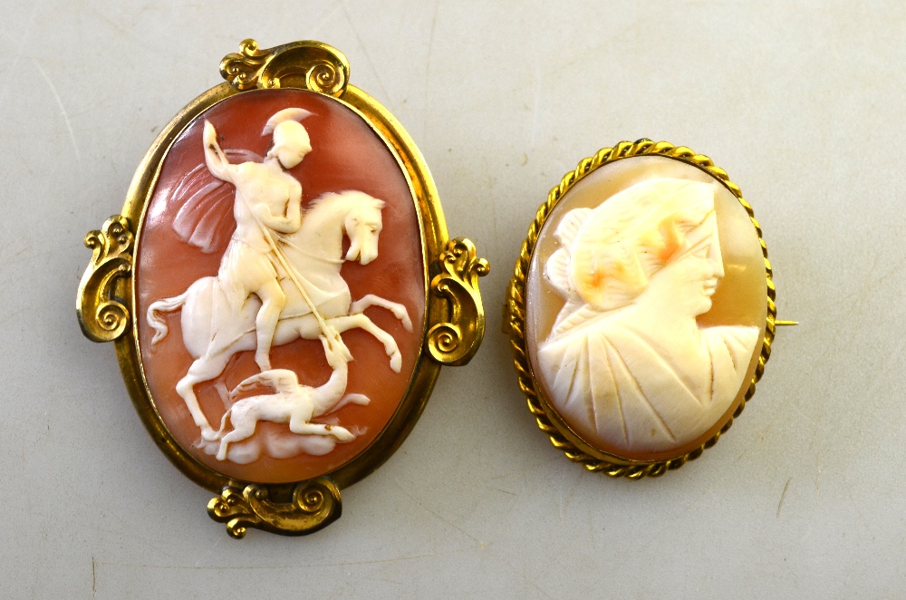 Lot containing oval shell cameo of St Ge - Image 4 of 5