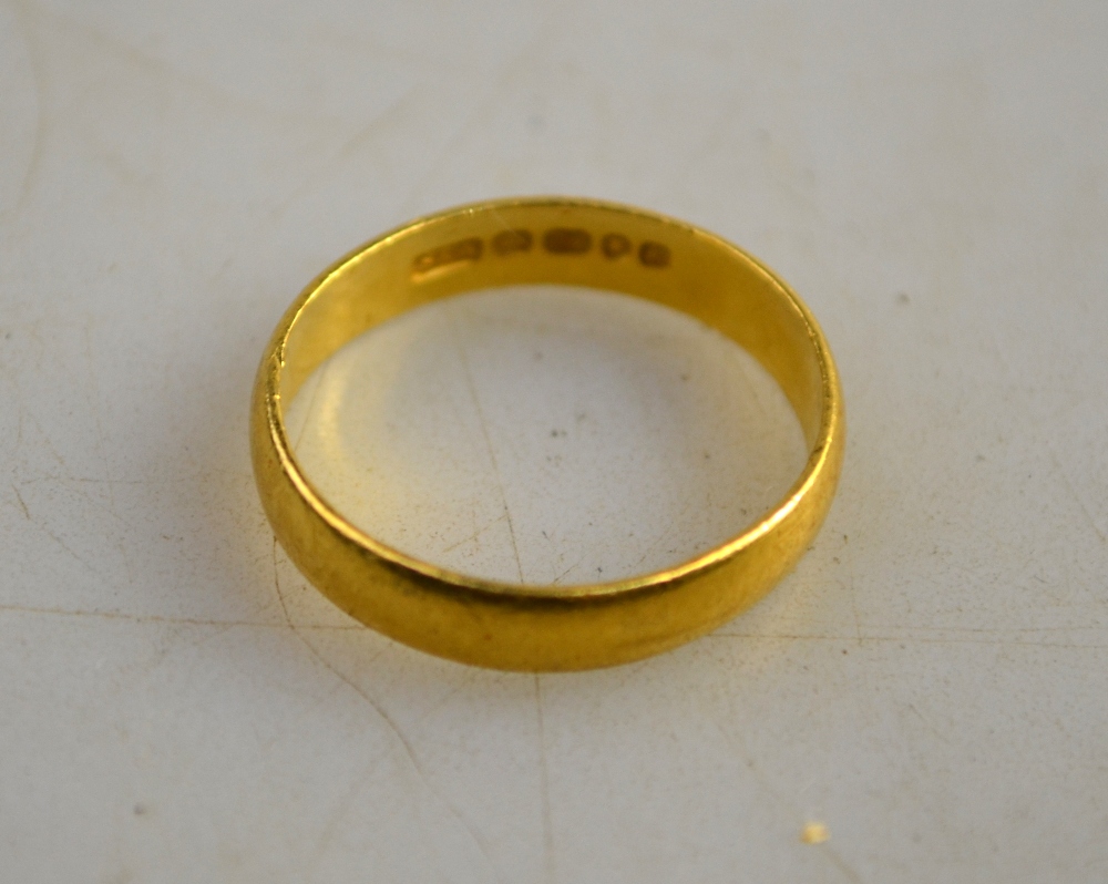 A 22ct yellow gold wedding band, size M 1/2, - Image 3 of 3