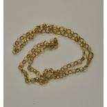 A yellow metal belcher style necklace chain with swivel clasp,